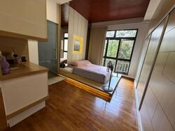 Seletaris (D27), Condominium #538995911